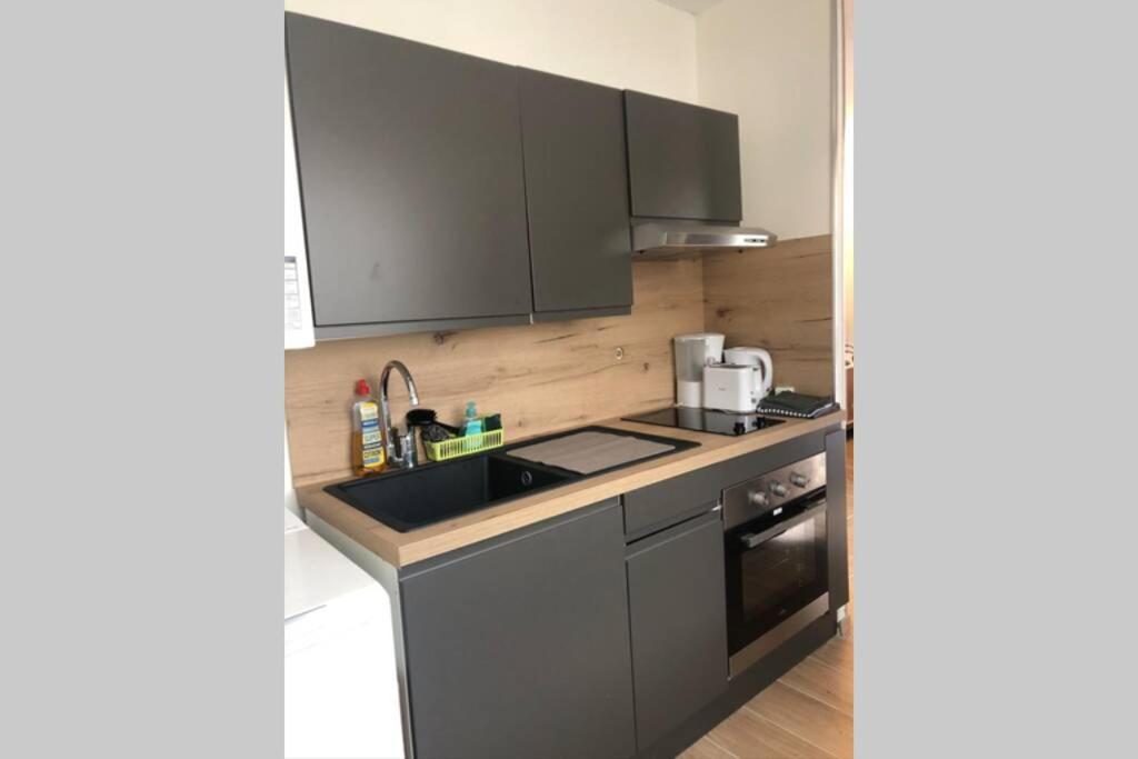Apartment T2 Parking Prive Proche Centre Et Gare
